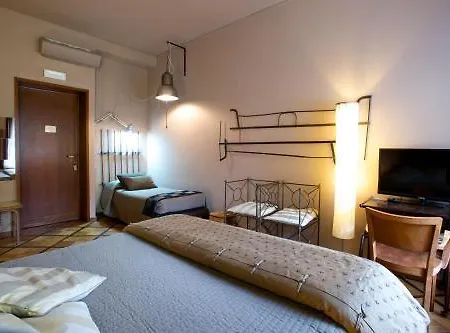 Bed Art 酒店 2*